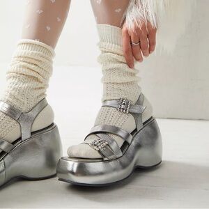 FREE PEOPLE Brooklyn Platform Heels Chrome Metallic Leather Size 6.5